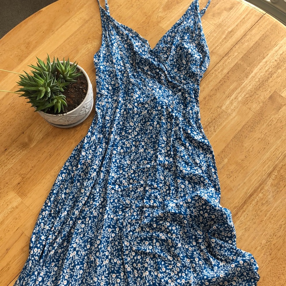 SHEIN tie in back, adjustable straps, floor length in back, to ankle in front
